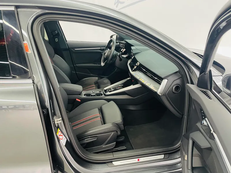 Audi A3 2024 A3L Limousine 35 TFSI Fashion Sport interior photo 16 Audi A3 2024 A3L Limousine 35 TFSI Fashion Sport interior photo 16