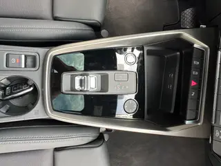 Audi A3 2024 A3L Limousine 35 TFSI Fashion Sport interior photo 13 Audi A3 2024 A3L Limousine 35 TFSI Fashion Sport interior photo 13