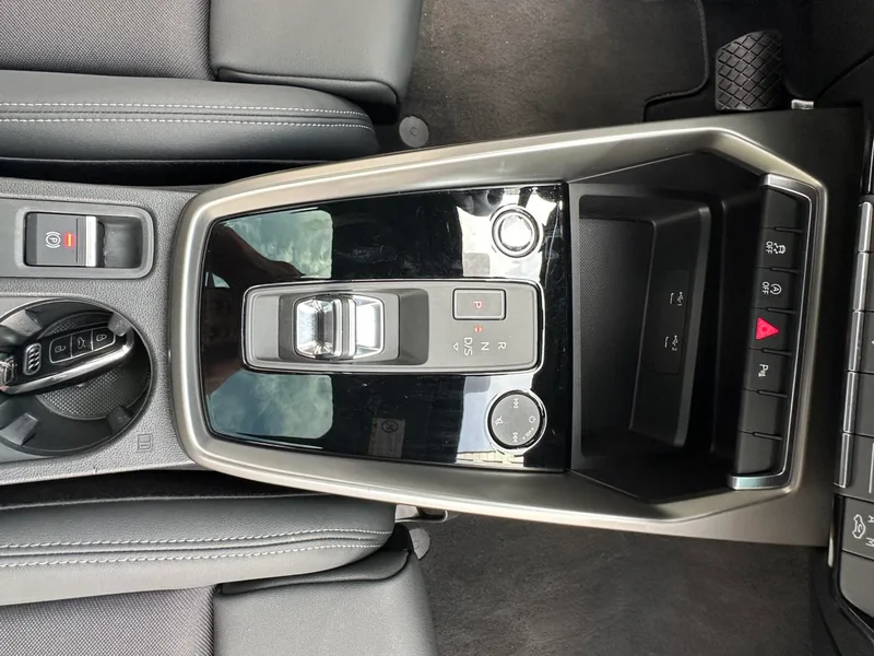 Audi A3 2024 A3L Limousine 35 TFSI Fashion Sport interior photo 13 Audi A3 2024 A3L Limousine 35 TFSI Fashion Sport interior photo 13