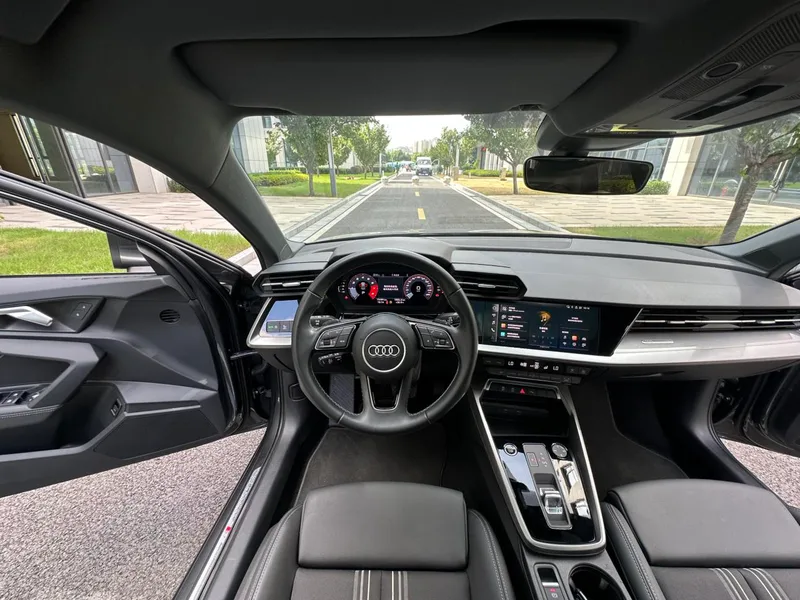 Audi A3 2024 A3L Limousine 35 TFSI Fashion Sport interior photo 18 Audi A3 2024 A3L Limousine 35 TFSI Fashion Sport interior photo 18