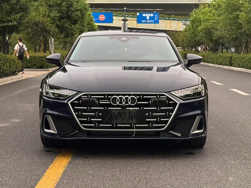 Audi A7L 2024 45 TFSI quattro S-line See Remote Crystal Suit exterior photo 2 Audi A7L 2024 45 TFSI quattro S-line See Remote Crystal Suit exterior photo 2