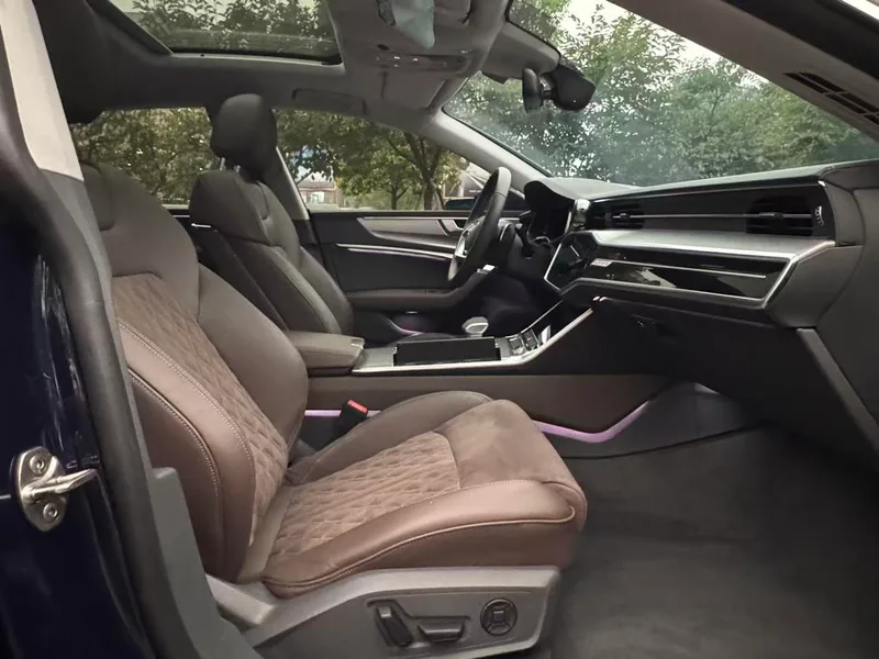 Audi A7L 2024 45 TFSI quattro S-line See Remote Crystal Suit interior photo 12 Audi A7L 2024 45 TFSI quattro S-line See Remote Crystal Suit interior photo 12