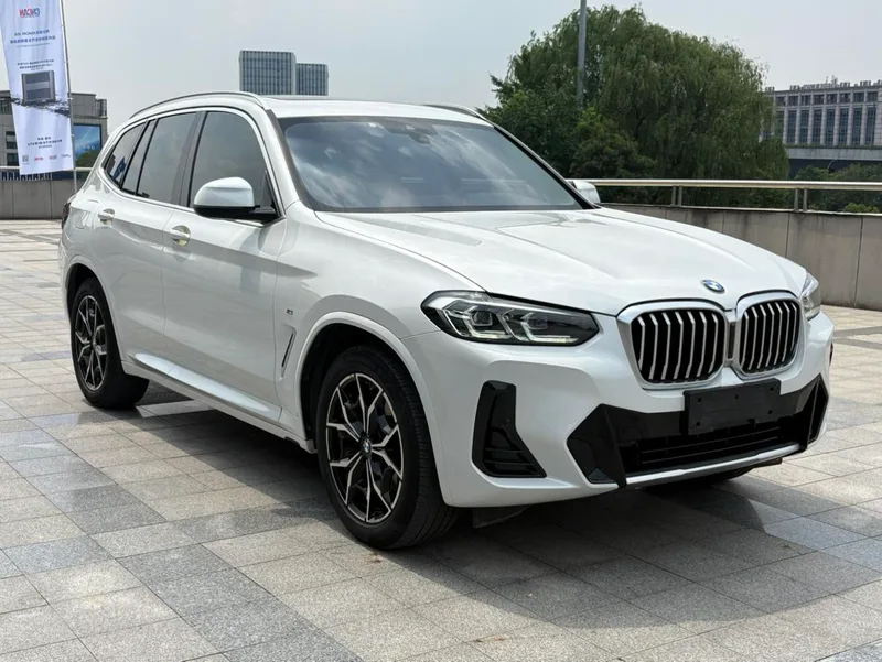 BMW X3 2022 xDrive25i M Sports suit exterior photo 3 BMW X3 2022 xDrive25i M Sports suit exterior photo 3