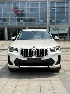 BMW X3 2022 xDrive25i M Sports suit interior photo 12 BMW X3 2022 xDrive25i M Sports suit interior photo 12