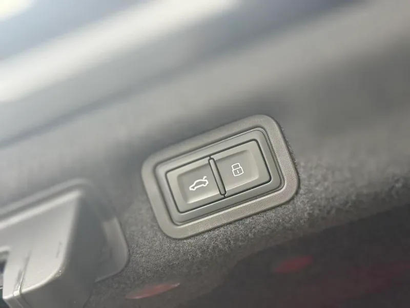Audi A7L 2024 45 TFSI quattro Edición Black Samurai interior foto 14 Audi A7L 2024 45 TFSI quattro Edición Black Samurai interior foto 14