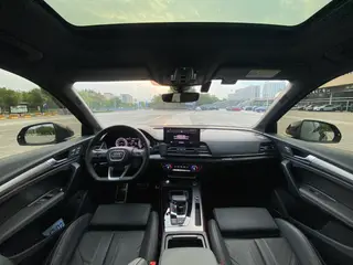Audi Q5L 2024 45TFSI Deluxe Dynamic interior photo 8 Audi Q5L 2024 45TFSI Deluxe Dynamic interior photo 8