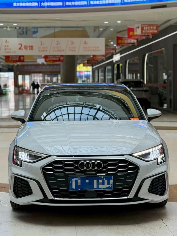 Audi A3 2023 Restyling A3L Limousine 35 TFSI Fashion Sport exterior photo 2 Audi A3 2023 Restyling A3L Limousine 35 TFSI Fashion Sport exterior photo 2