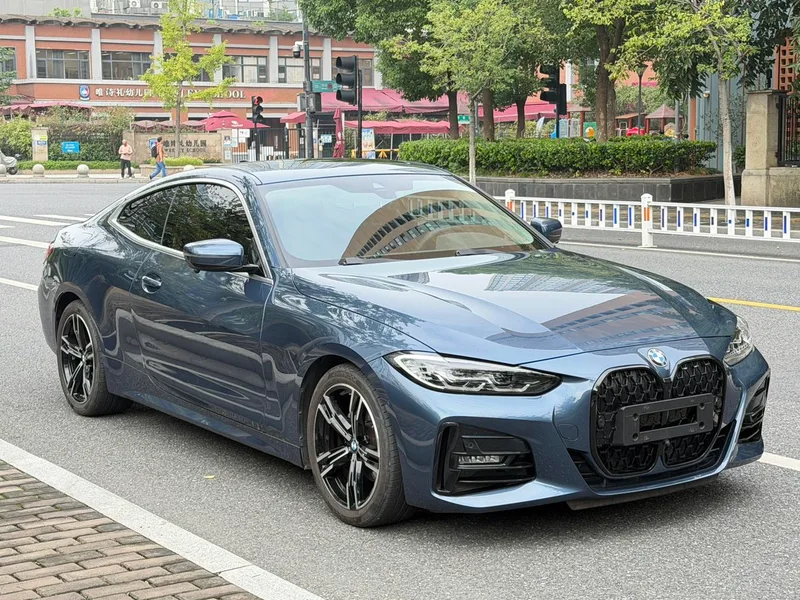 BMW 4 Series 2022 425i M Sports suit exterior photo 3 BMW 4 Series 2022 425i M Sports suit exterior photo 3
