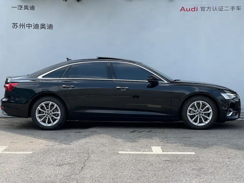 Audi A6L 2023 Reforma 40 TFSI Lujo y elegante exterior foto 3 Audi A6L 2023 Reforma 40 TFSI Lujo y elegante exterior foto 3