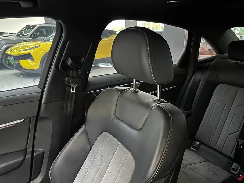 Audi A6L 2023 45 TFSI quattro Tipo dinámico de selección interior foto 12 Audi A6L 2023 45 TFSI quattro Tipo dinámico de selección interior foto 12