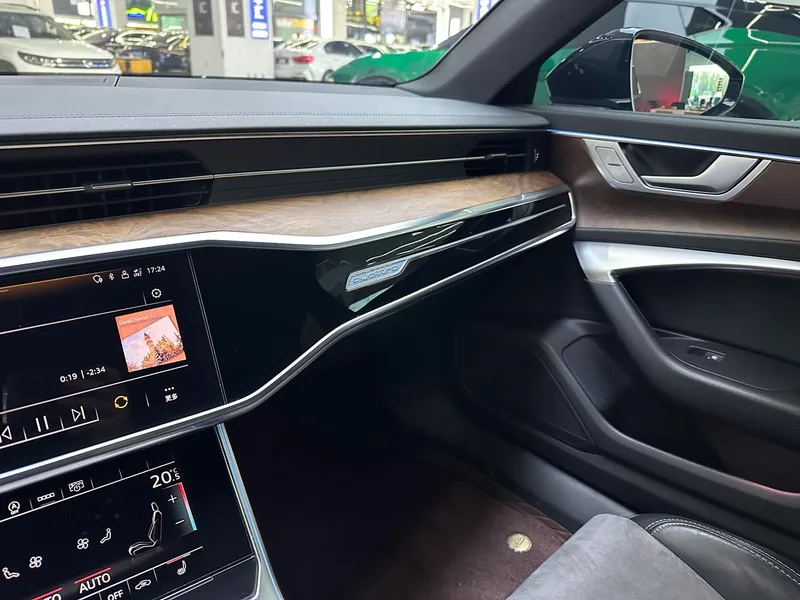 Audi A6L 2023 45 TFSI quattro Tipo dinámico de selección interior foto 13 Audi A6L 2023 45 TFSI quattro Tipo dinámico de selección interior foto 13
