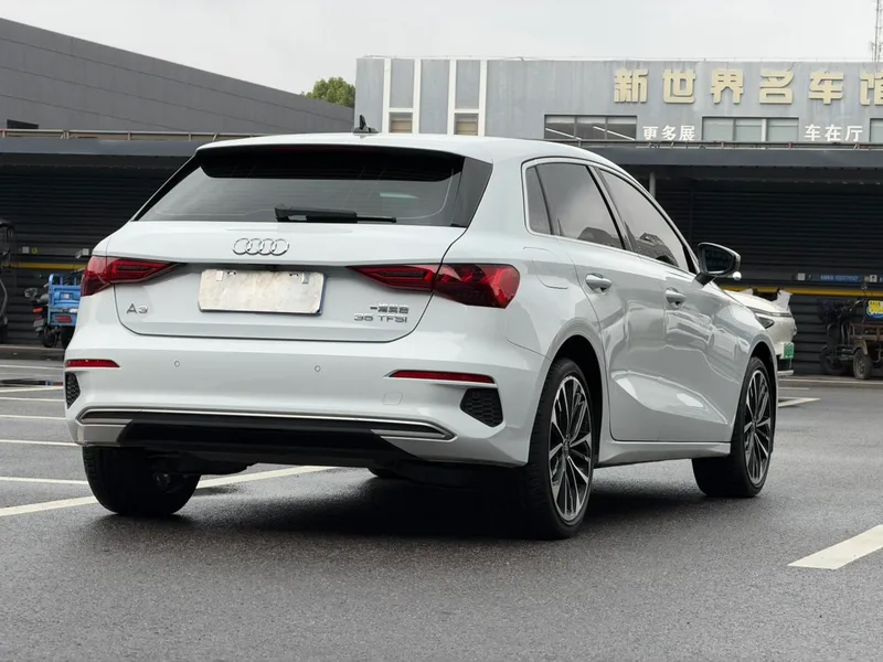 Audi A3 2023 Sportback 35 TFSI Lujo y elegante exterior foto 7 Audi A3 2023 Sportback 35 TFSI Lujo y elegante exterior foto 7