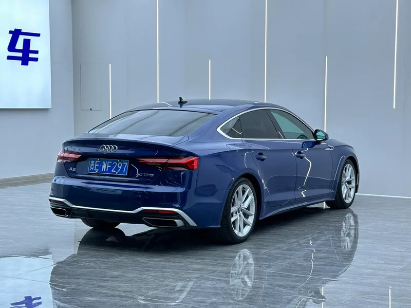 Audi A5 2023 Sportback 40 TFSI Fashion dynamic type interior photo 13 Audi A5 2023 Sportback 40 TFSI Fashion dynamic type interior photo 13