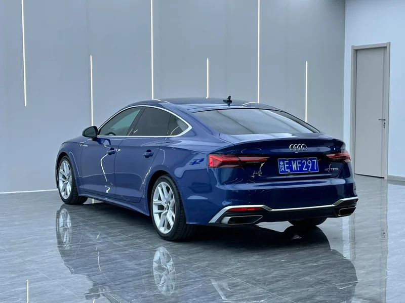 Audi A5 2023 Sportback 40 TFSI Fashion dynamic type interior photo 15 Audi A5 2023 Sportback 40 TFSI Fashion dynamic type interior photo 15