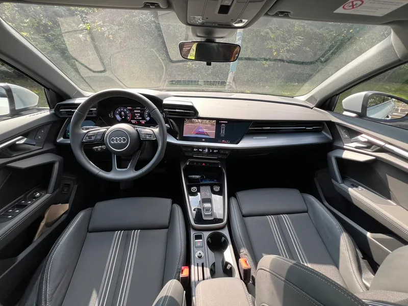Audi A3 2024 Sportback 35 TFSI Fashion Sport interior photo 8 Audi A3 2024 Sportback 35 TFSI Fashion Sport interior photo 8