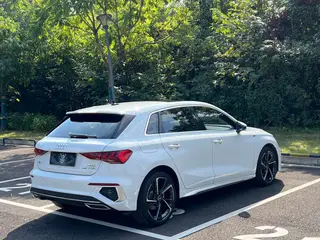Audi A3 2024 Sportback 35 TFSI Fashion Sport interior photo 10 Audi A3 2024 Sportback 35 TFSI Fashion Sport interior photo 10