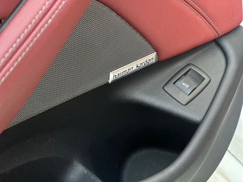 BMW 5 Series 2023 Restyling 530Li Leading Type M Sports suit exterior photo 8 BMW 5 Series 2023 Restyling 530Li Leading Type M Sports suit exterior photo 8