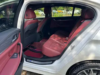 BMW 5 Series 2023 Restyling 530Li Leading Type M Sports suit interior photo 19 BMW 5 Series 2023 Restyling 530Li Leading Type M Sports suit interior photo 19