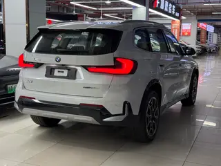 BMW X1 2025 sDrive25Li X Design Suit exterior photo 5 BMW X1 2025 sDrive25Li X Design Suit exterior photo 5