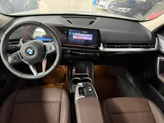 BMW X1 2025 sDrive25Li X Design Suit interior photo 10 BMW X1 2025 sDrive25Li X Design Suit interior photo 10
