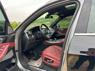BMW X5 2022 Restyling xDrive 40Li M Sports suit exterior photo 5 BMW X5 2022 Restyling xDrive 40Li M Sports suit exterior photo 5