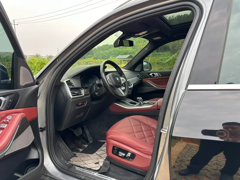 BMW X5 2022 Restyling xDrive 40Li M Sports suit exterior photo 5 BMW X5 2022 Restyling xDrive 40Li M Sports suit exterior photo 5