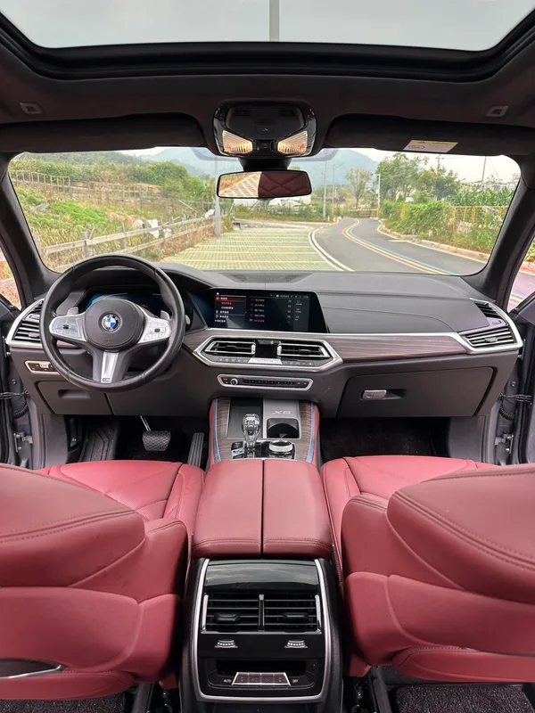 BMW X5 2022 Restyling xDrive 40Li M Sports suit interior photo 15 BMW X5 2022 Restyling xDrive 40Li M Sports suit interior photo 15