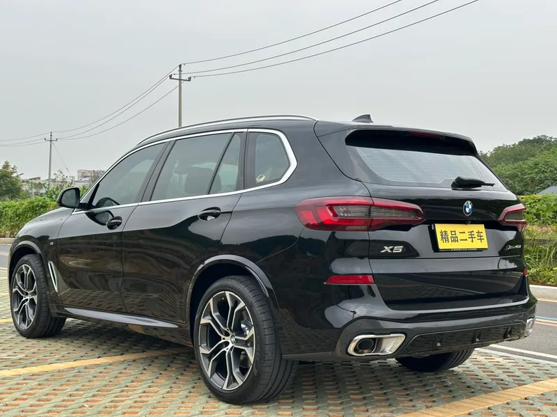 BMW X5 2022 Restyling xDrive 40Li M Sports suit interior photo 16 BMW X5 2022 Restyling xDrive 40Li M Sports suit interior photo 16