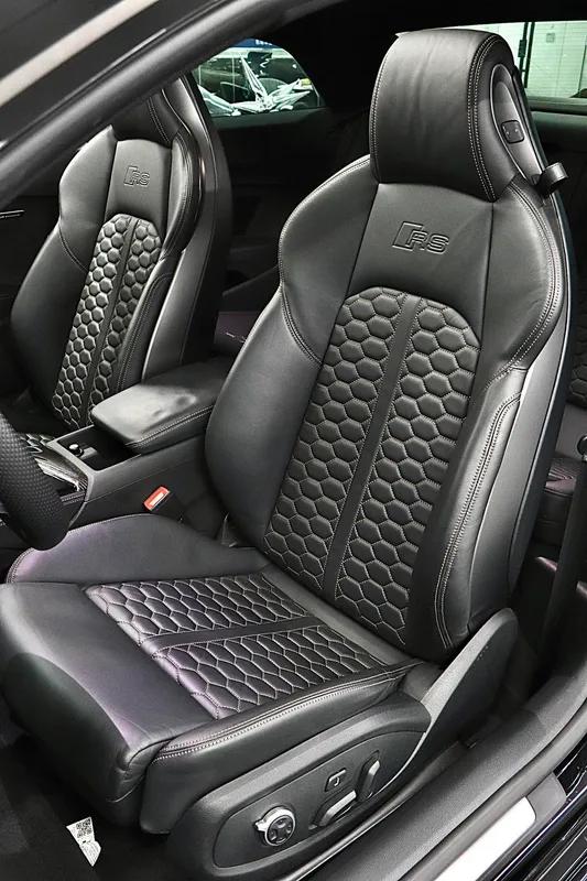 Audi RS 5 2023 2.9T Coupe Obsidian Edition interior photo 12 Audi RS 5 2023 2.9T Coupe Obsidian Edition interior photo 12