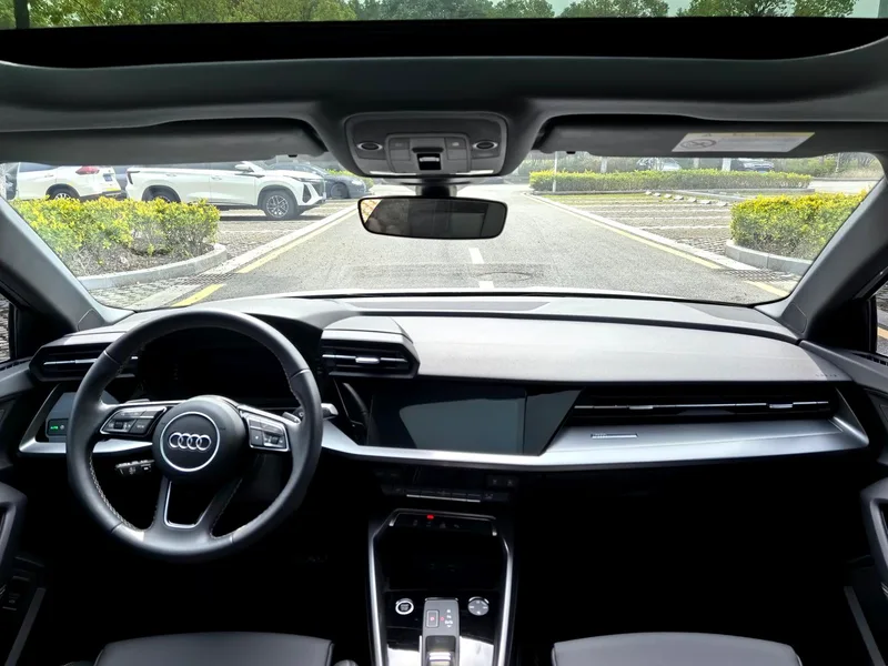 Audi A3 2021 Sportback 35 TFSI Moda y elegante interior foto 12 Audi A3 2021 Sportback 35 TFSI Moda y elegante interior foto 12