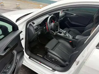Audi A4L 2022 40 TFSI Fashion dynamic type exterior photo 4 Audi A4L 2022 40 TFSI Fashion dynamic type exterior photo 4