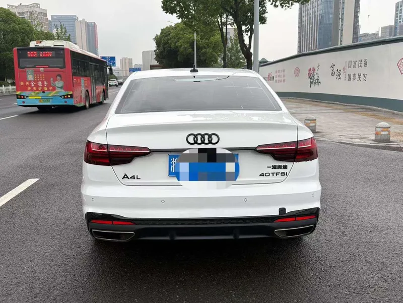 Audi A4L 2022 40 TFSI Fashion dynamic type interior photo 8 Audi A4L 2022 40 TFSI Fashion dynamic type interior photo 8