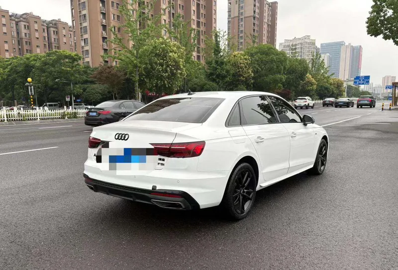 Audi A4L 2022 40 TFSI Fashion dynamic type interior photo 9 Audi A4L 2022 40 TFSI Fashion dynamic type interior photo 9