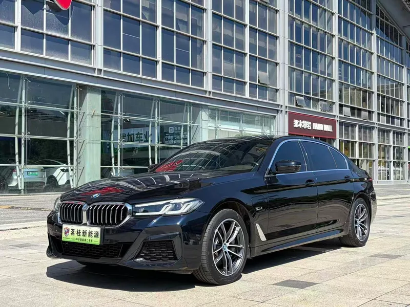 BMW 5 Series 2022 Second change 535Le M Sports suit exterior photo 1 BMW 5 Series 2022 Second change 535Le M Sports suit exterior photo 1