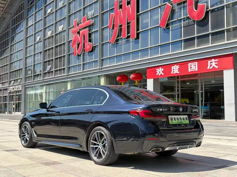 BMW 5 Series 2022 Second change 535Le M Sports suit exterior photo 6 BMW 5 Series 2022 Second change 535Le M Sports suit exterior photo 6