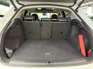 Audi Q3 2022 35 TFSI Aggressive and dynamic interior photo 16 Audi Q3 2022 35 TFSI Aggressive and dynamic interior photo 16