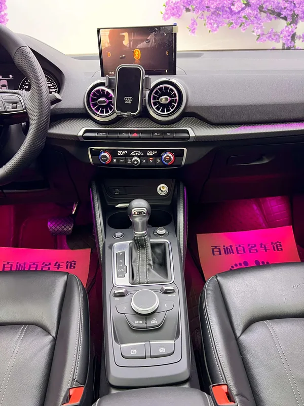 Audi Q2L 2022 35 TFSI Tipo dinámico de moda interior foto 15 Audi Q2L 2022 35 TFSI Tipo dinámico de moda interior foto 15
