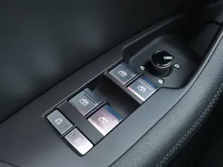 Audi A6 2021 allroad quattro Explore Home 55 TFSI Exclusive off-road type interior photo 17