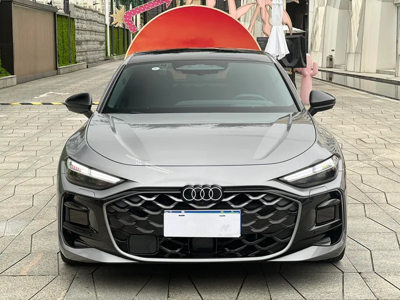 Audi A5L Sportback 2026 2.0TFSI quattro 150kW First Limited Edition exterior photo 2 Audi A5L Sportback 2026 2.0TFSI quattro 150kW First Limited Edition exterior photo 2