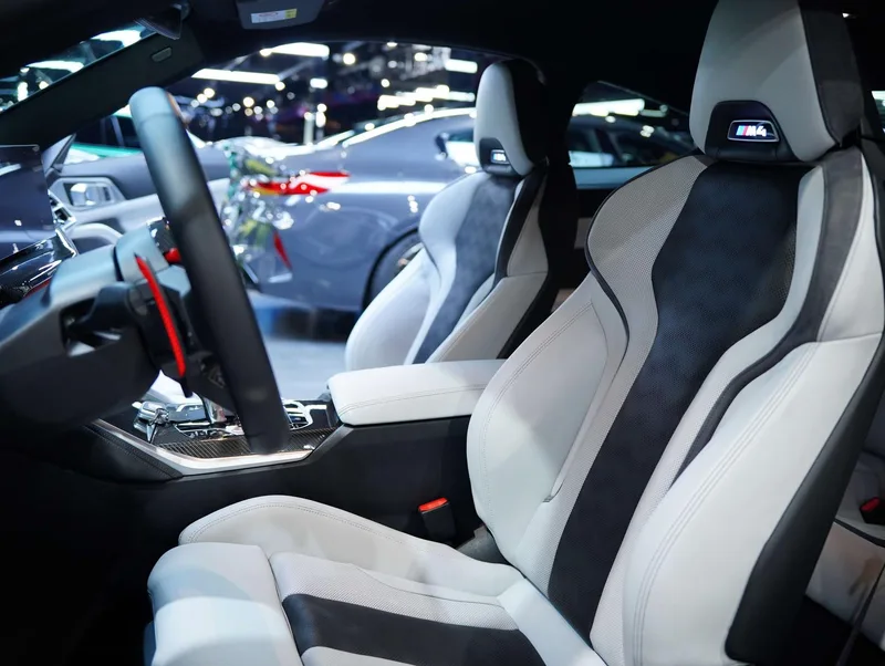 BMW M4 2024 M4 Coupe M xDrive Thunder Edition interior photo 12 BMW M4 2024 M4 Coupe M xDrive Thunder Edition interior photo 12
