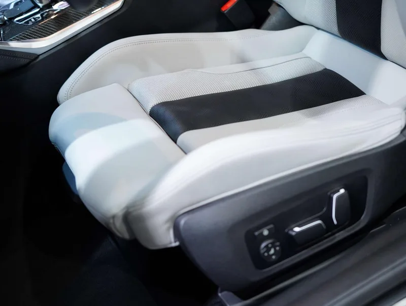 BMW M4 2024 M4 Coupe M xDrive Thunder Edition interior photo 13 BMW M4 2024 M4 Coupe M xDrive Thunder Edition interior photo 13