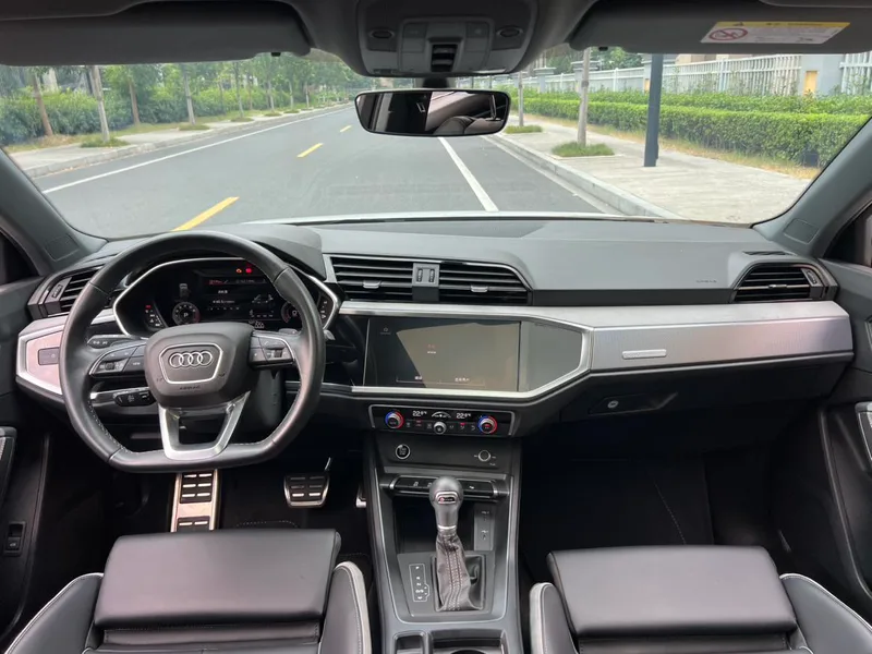 Audi Q3 2024 35 TFSI Fashion dynamic type exterior photo 8 Audi Q3 2024 35 TFSI Fashion dynamic type exterior photo 8
