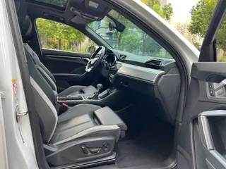 Audi Q3 2024 35 TFSI Fashion dynamic type interior photo 12 Audi Q3 2024 35 TFSI Fashion dynamic type interior photo 12