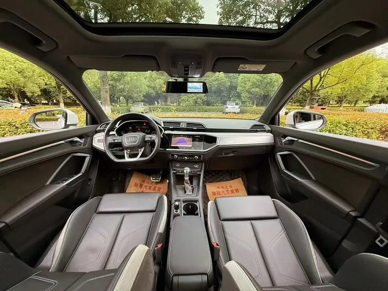Audi Q3 2024 35 TFSI Fashion dynamic type interior photo 12 Audi Q3 2024 35 TFSI Fashion dynamic type interior photo 12