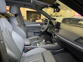 Audi Q5L 2024 40TFSI Deluxe Dynamic interior photo 13 Audi Q5L 2024 40TFSI Deluxe Dynamic interior photo 13