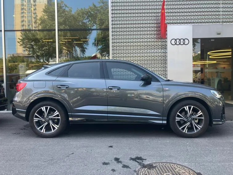 Audi Q3 Sportback 2022 40 TFSI Fashionable exterior photo 3 Audi Q3 Sportback 2022 40 TFSI Fashionable exterior photo 3