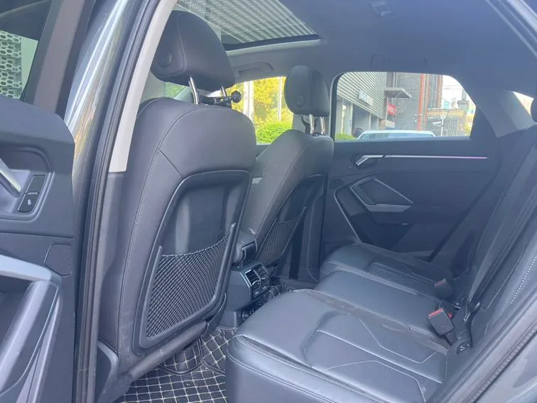 Audi Q3 Sportback 2022 40 TFSI Fashionable interior photo 9 Audi Q3 Sportback 2022 40 TFSI Fashionable interior photo 9
