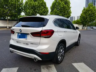 BMW X1 2022 sDrive25Li Líder exterior foto 4 BMW X1 2022 sDrive25Li Líder exterior foto 4