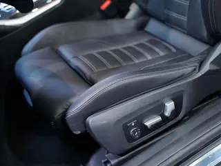 BMW M2 2023 M2 Coupé interior foto 17 BMW M2 2023 M2 Coupé interior foto 17