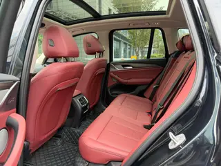 BMW X3 2023 xDrive30i Leading Type M Obsidian Night Suit interior photo 7 BMW X3 2023 xDrive30i Leading Type M Obsidian Night Suit interior photo 7